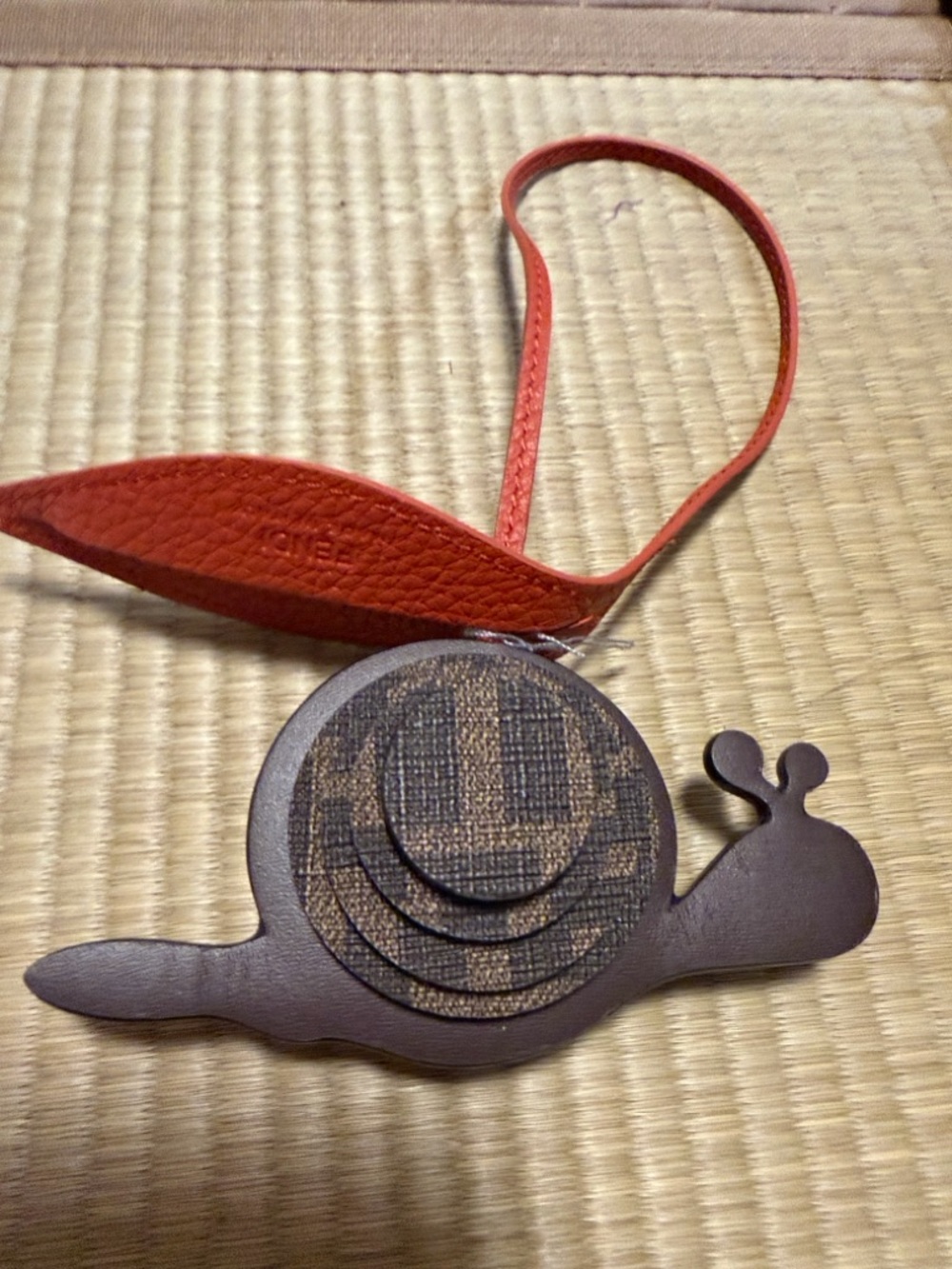 Fendi 3d Double Sided Snaill Bag Charm